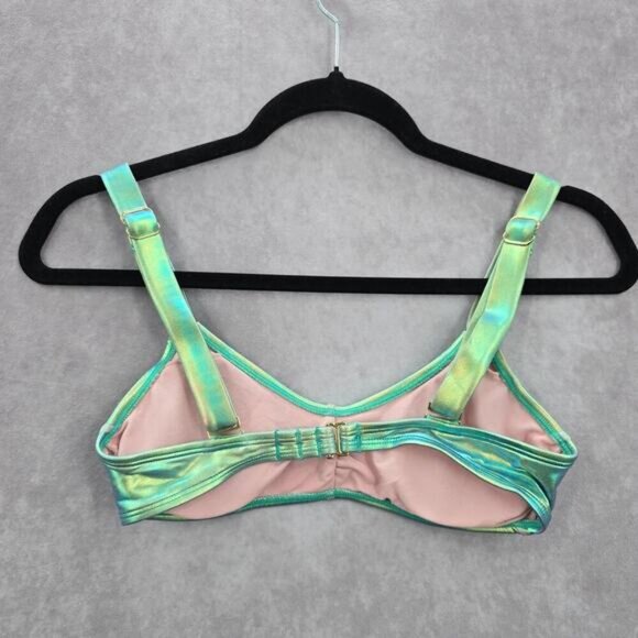 Xhilaration Green Swimwear Swimsuit Padded Hook Adjustable Bikini Top Small - Picture 2 of 7